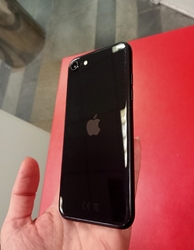 Apple iPhone SE 2020 64GB použitý
