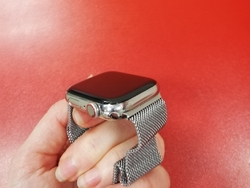 Apple Watch 6 44 mm Cellular použité