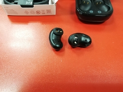 Samsung Galaxy Buds Live SM-R180 použité 