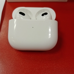 Apple Airpods 3. GEN. MME732M/A krátce použité záruka 2/2027 iStyle 