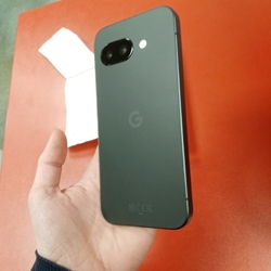 Google Pixel 9a 8/128GB záruka 23,5 měsíců Mobilpohotovost odzkoušený