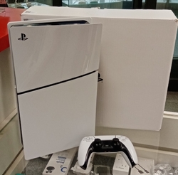 Playstation 5 PS5 Digital Slim použitý 