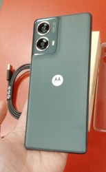 Motorola Moto G85 5G 8GB/256GB záruka 22 měsíců použitý 
