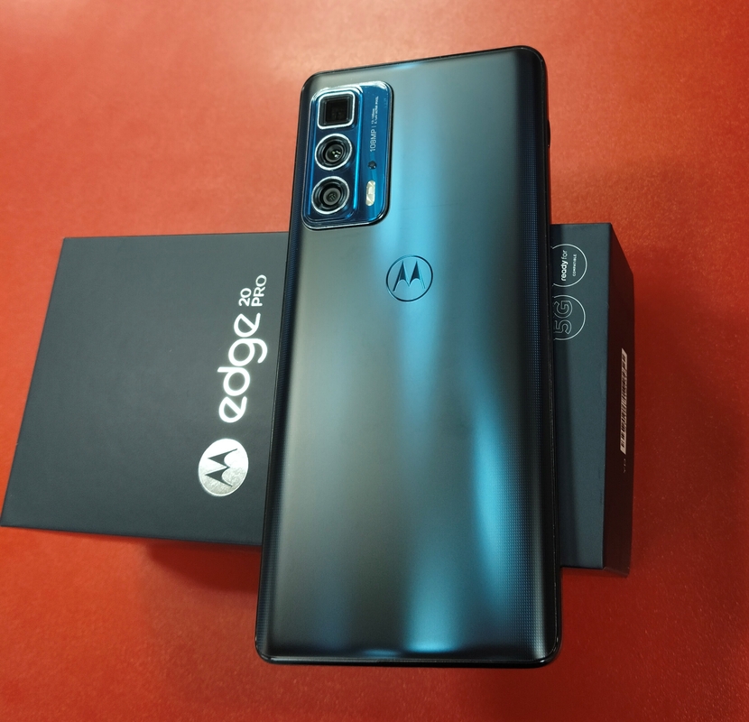 Motorola Edge 20 Pro 12GB/256GB použitý