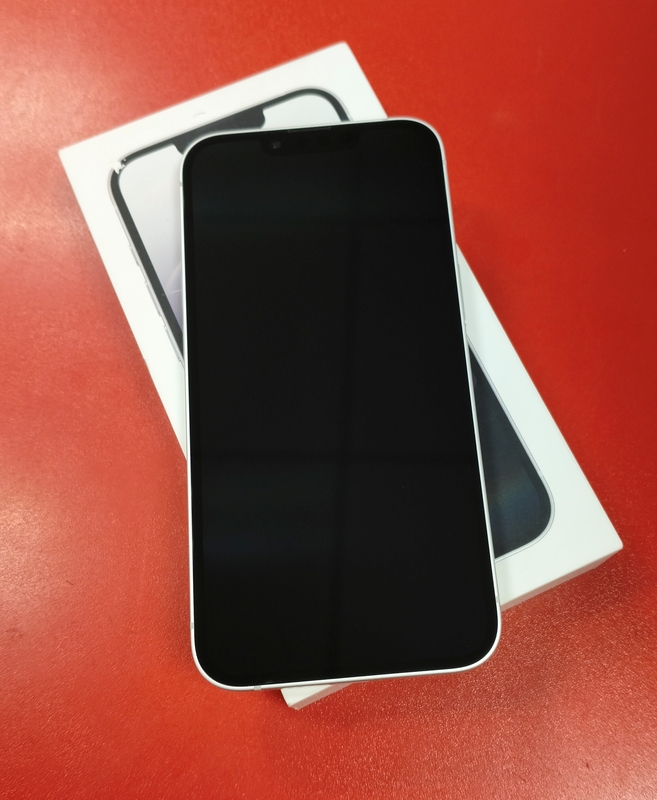 Apple iPhone 16e 128GB odzkoušený - 100% stav záruka 11/2026