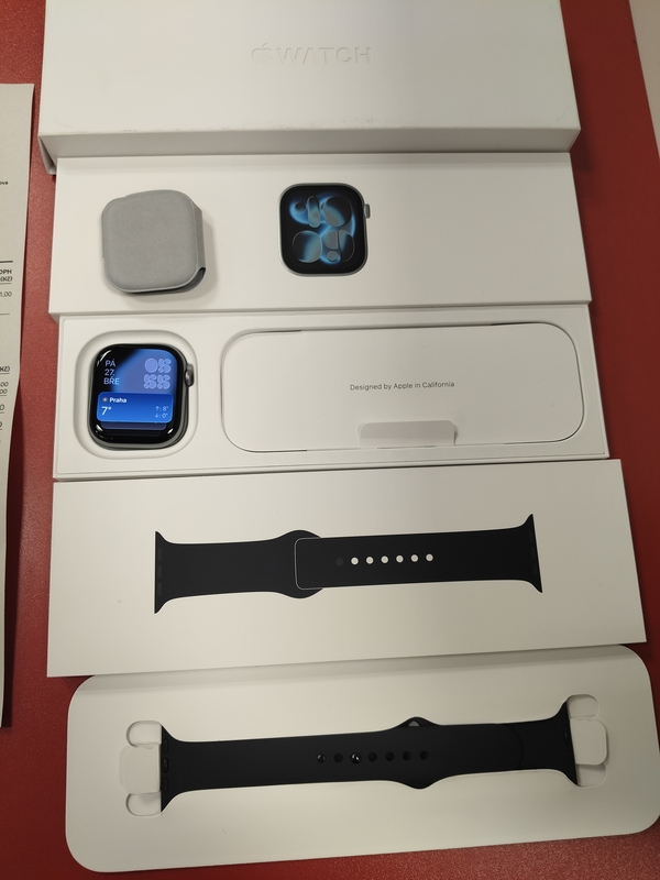 Apple Watch 11 46mm  Cellular záruka 23 měs Vodafone odzkoušené