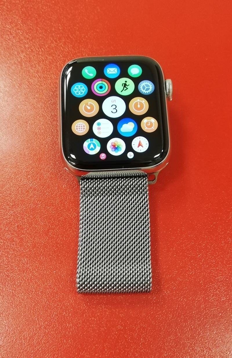 Apple Watch 6 44 mm Cellular použité