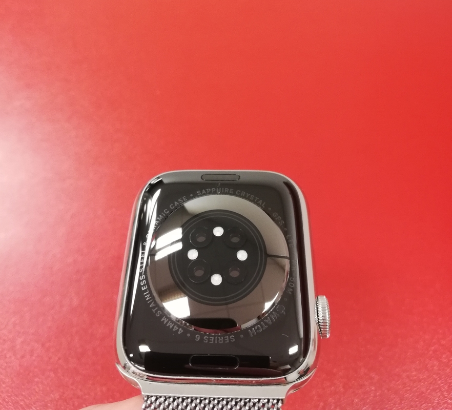 Apple Watch 6 44 mm Cellular Sapphire glass použité