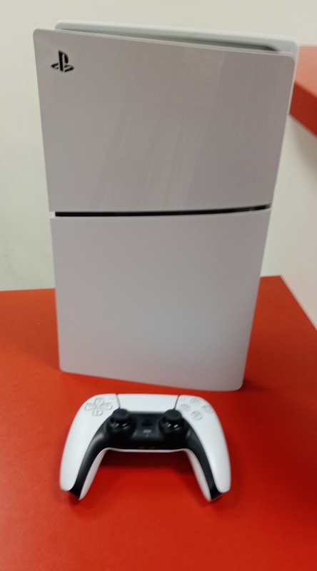 Playstation 5 PS5 Digital Slim použitý