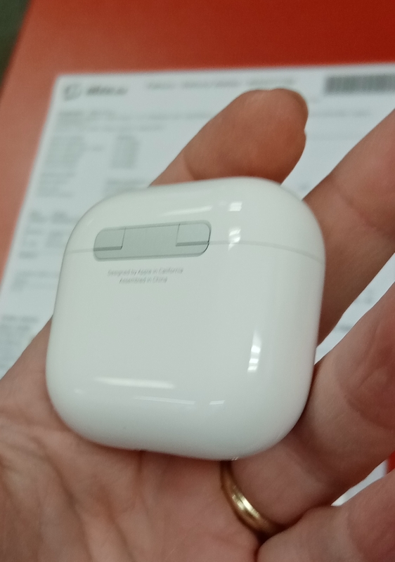 Apple AirPods 4 MXP63ZN/A záruka 23 měsíců  Alza použité