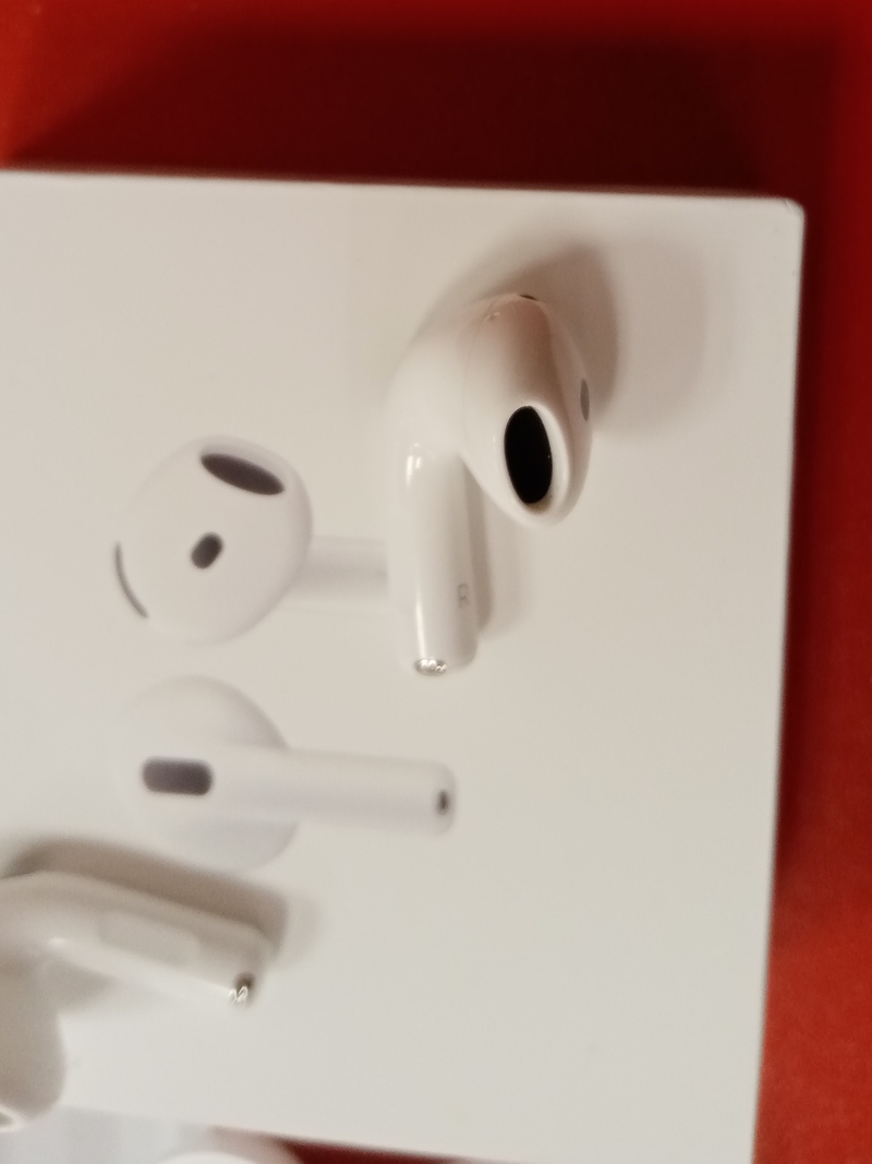 Apple AirPods 4 MXP63ZN/A záruka 23 měsíců  Alza použité