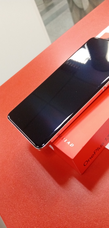 OnePlus 13 16GB/512GB záruka 7/2027 ALZA použitý